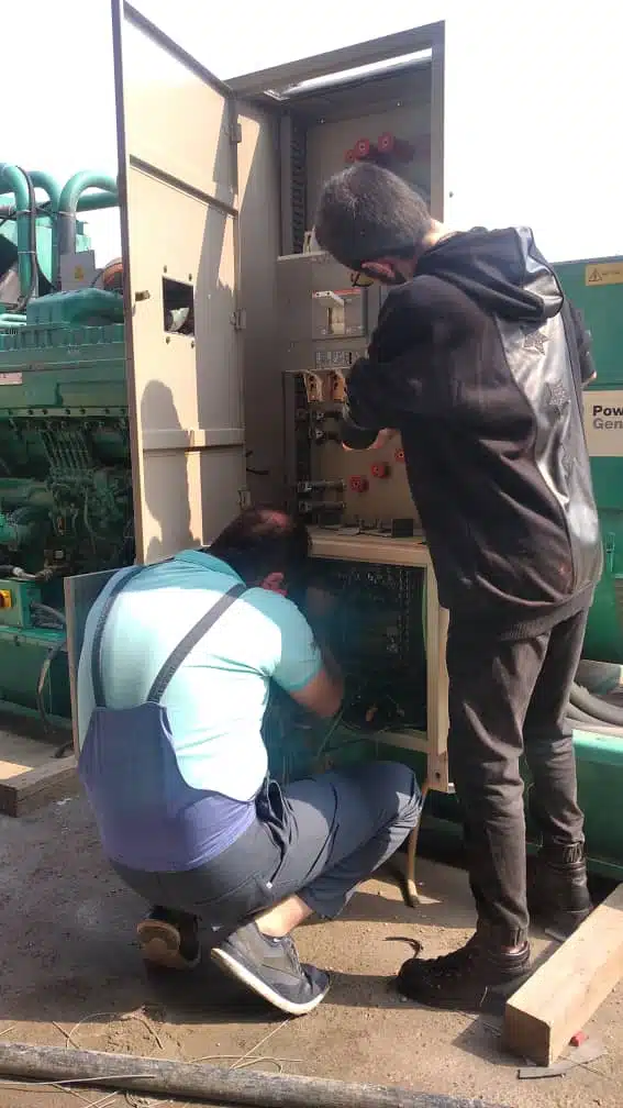 تعمیر دیزل ژنراتورکمنز1100کاوا مدل QST30 در بندرعباس